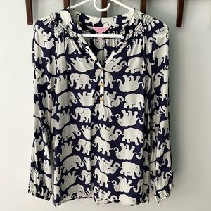 Lilly Pulitzer top. Navy with white elephants. Size S